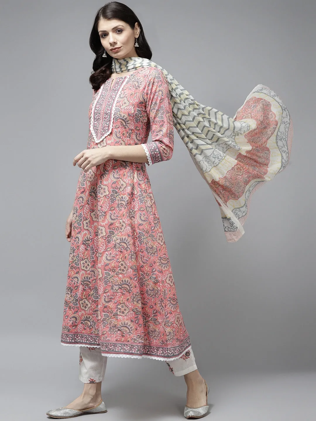 Peach Ethnic Motifs Printed Dupatta Set