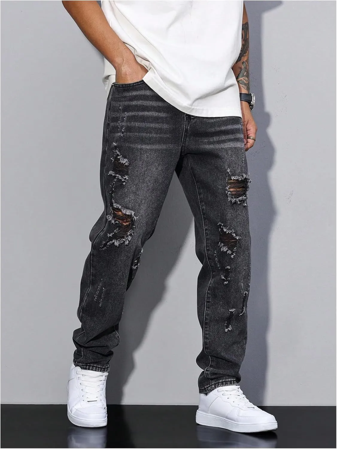 Verdusa Men's Vintage Distressed Ripped Jeans Straight Leg Denim Pants with Pockets